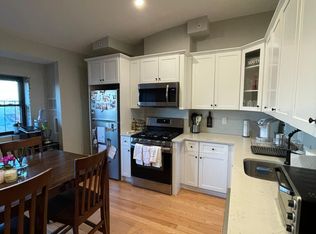 306 K St #3H, Boston, MA 02127