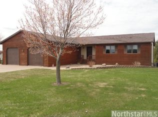 57882 Fairfax Cir, Pine City, MN 55063