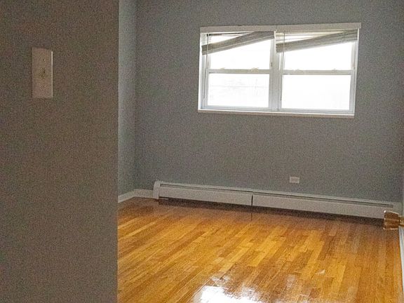 5th image of 415 S Maple Ave APT 303
