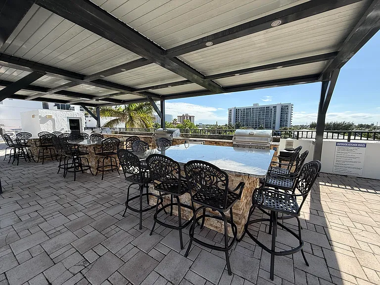 531 N Ocean Blvd #1805 — Photo 45