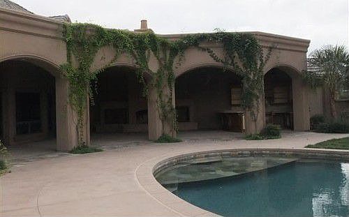 2nd image of 13726 Paseo De Las Cumbres