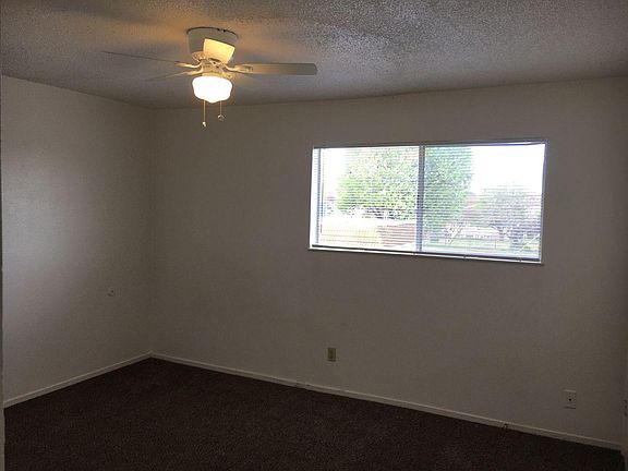 2nd image of 1240 N Olive Ave