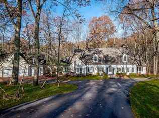 310 Corrie Rd, Ann Arbor, MI 48105