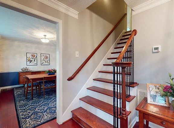 5th image of 108 Chancellors Ln