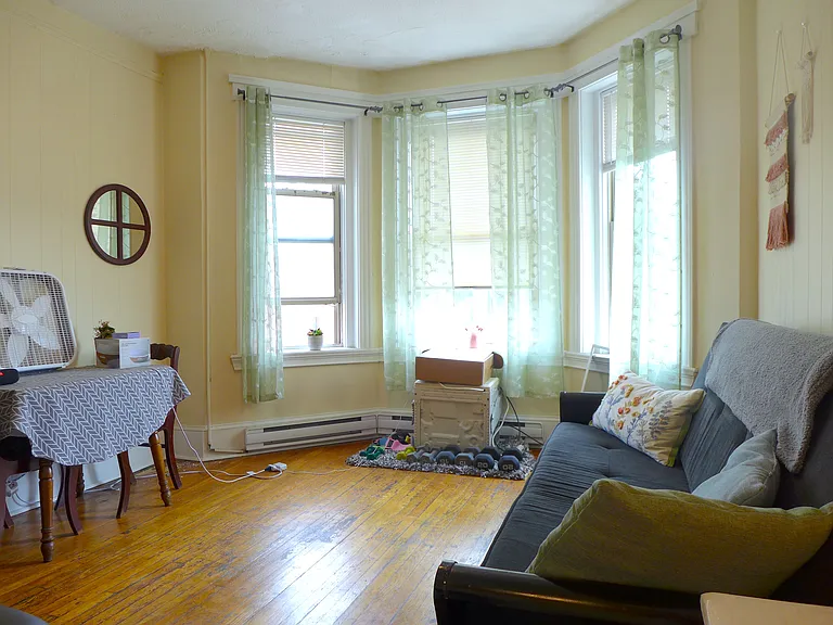 868 Huntington Ave #2 — Photo 7
