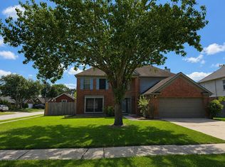 3901 Spring Garden Dr, Pearland, TX 77584