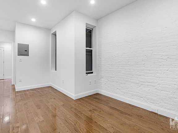 4th image of 176 E 85th St APT 1C
