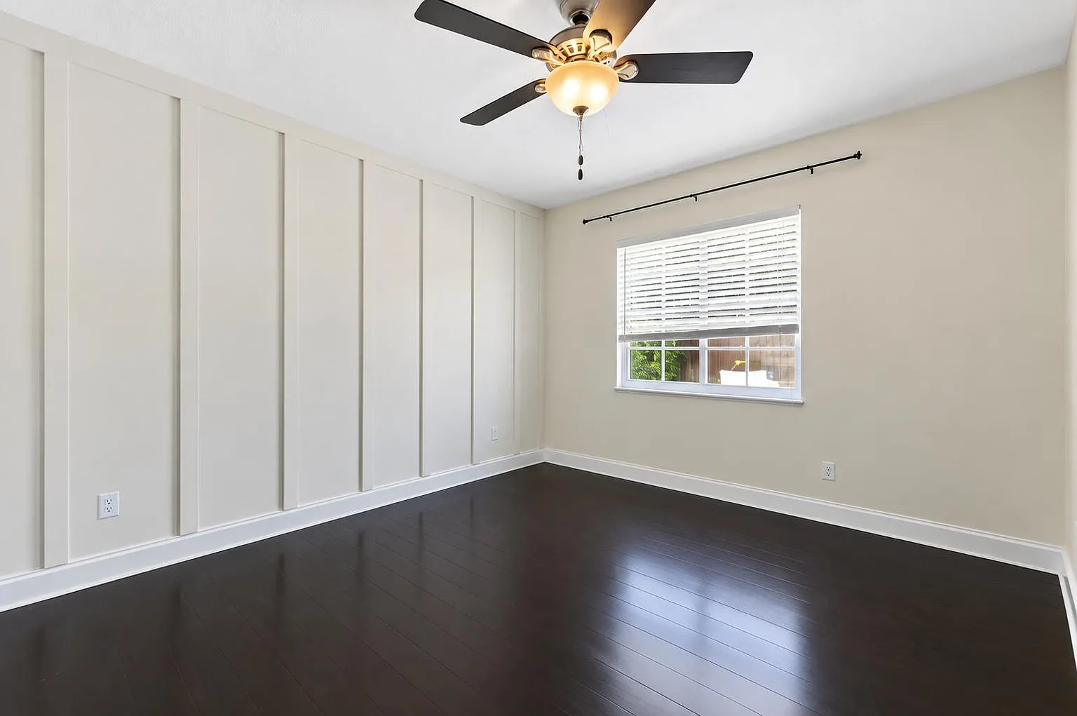 3 bed, 2.0 bath, 1544 sqft, $3,200 — Photo 1
