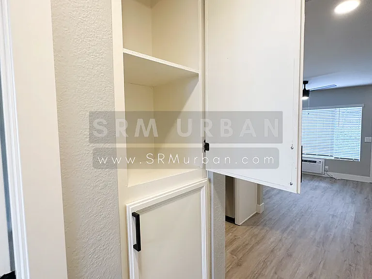4528 56th St #5 — Photo 11