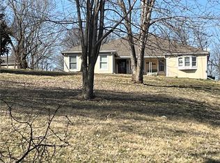 9416 E 43rd St, Kansas City, MO 64133