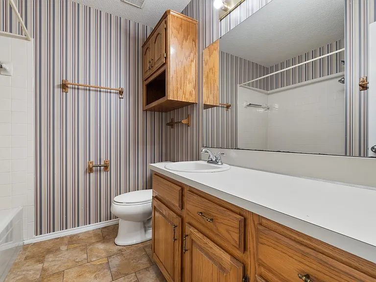 8808 Timberlyn Way — Photo 21