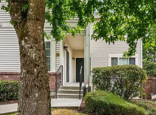 10909 Avondale Rd NE #F122, Redmond, WA 98052