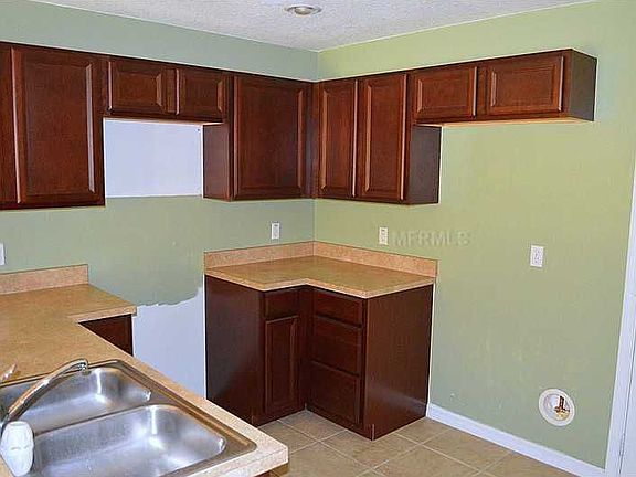 4th image of 13487 Applerose Ln #28