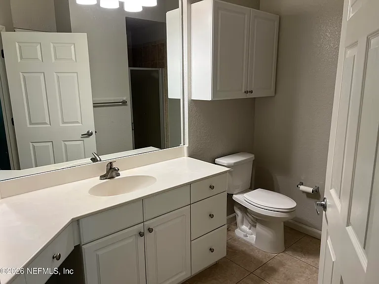 8539 Gate Pkwy W #121 — Photo 23