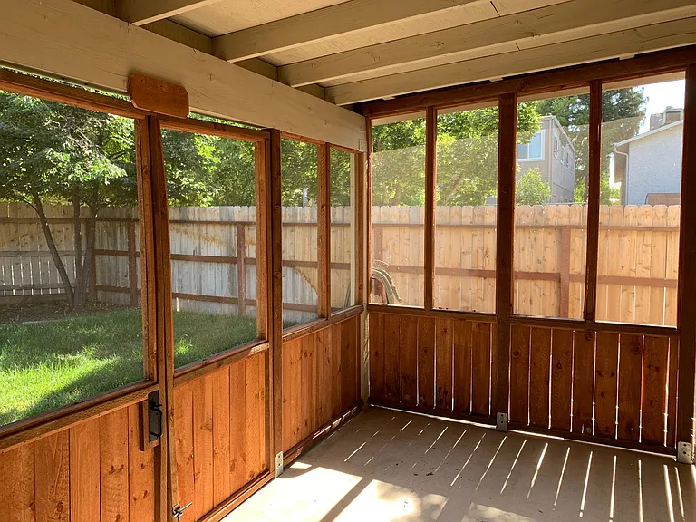 2088 Marilyn Dr — Photo 24