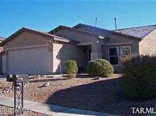 9316 N Red Diamond Ave, Tucson, AZ 85742