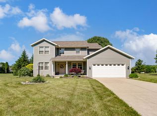 3833 Malaga Cir, Springfield, OH 45502
