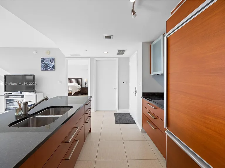 1830 S Ocean Dr #1807 — Photo 13
