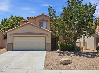 5 Spur Cross Cir, Henderson, NV 89012