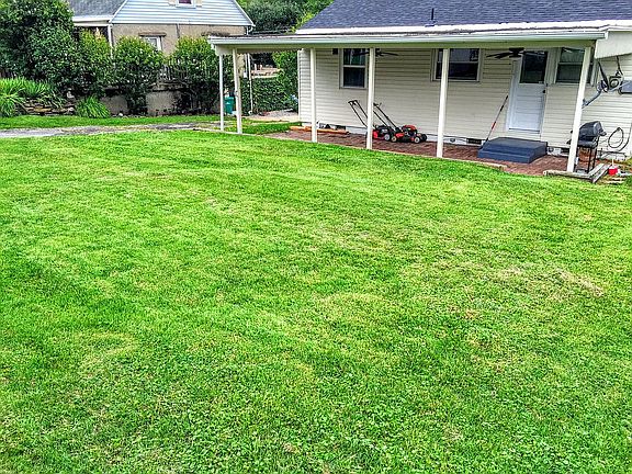 3rd image of 405 Willis Ave