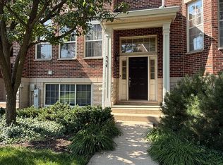 554 Prestwick Ln #554, Wheeling, IL 60090