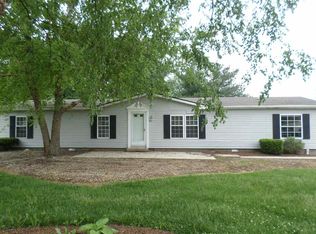 411 S A St, Carthage, IN 46115