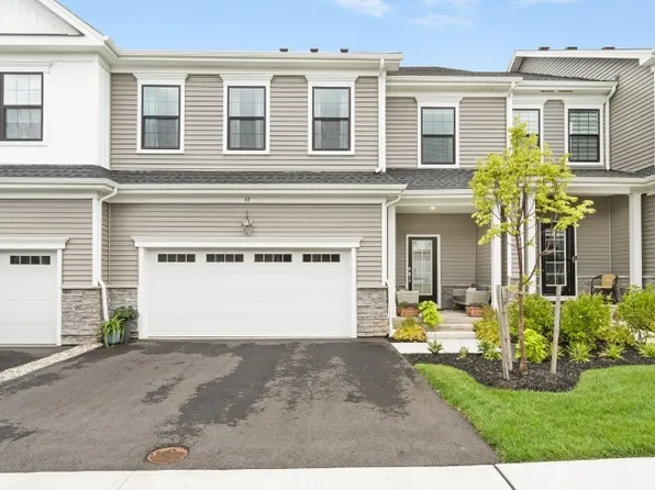63 Whitney Ave, Morris Plains Boro, NJ 07960