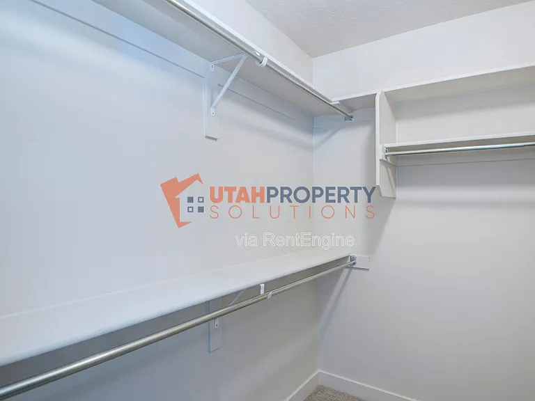 1025 W 400 S — Photo 20