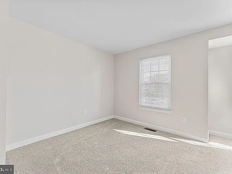 11268 Girven Ct — Photo 17