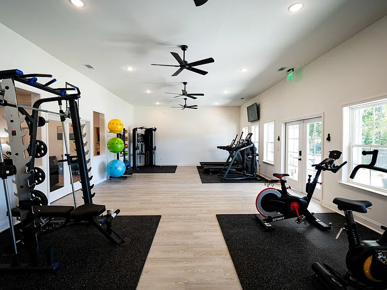 The Premiere at Brunswick Apartment Homes — Photo 7
