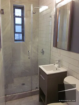 Rented by Highline Residential | media 28