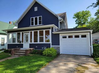 224 2nd Ave E, Cresco, IA 52136