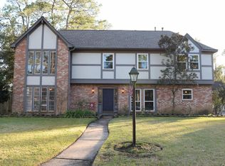8207 Middlebury Ln, Houston, TX 77070