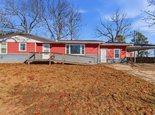 855 County Road 806, Gainesville, MO 65655