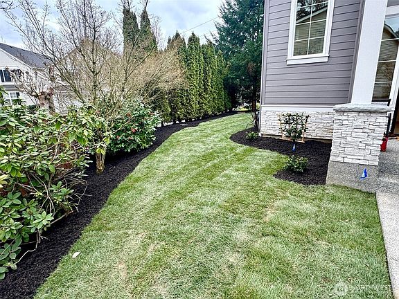 5th image of 9207 NE 175th Street #B