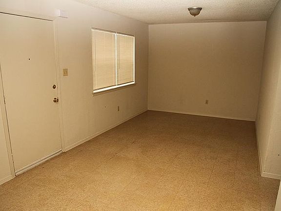 2nd image of 1845 Pelican Dr N