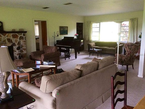 4th image of 20407 Gardenia Dr