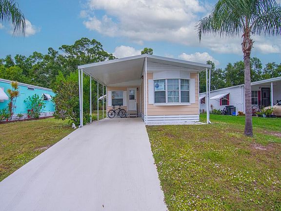 4th image of 61 E Caribbean
