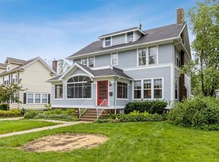 2036 5th Ave SE, Cedar Rapids, IA 52403