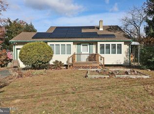 22 Rail Pl, Toms River, NJ