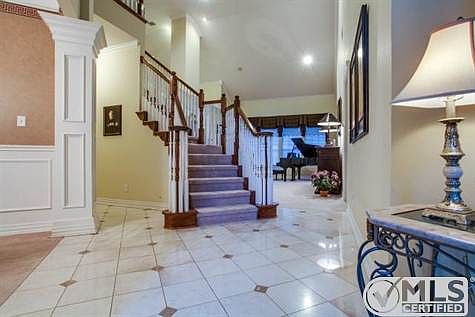 5th image of 9325 Stratford Way