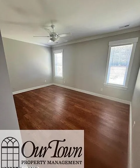 5115 Durban Dr N — Photo 6