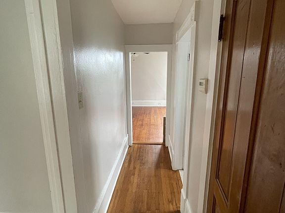 5th image of 3915 Prytania St APT F