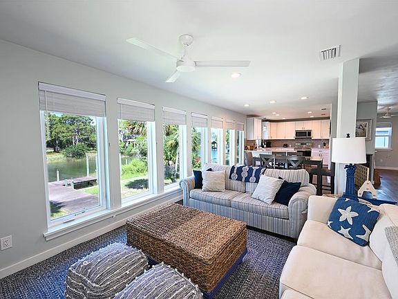 3rd image of 304 Wing St