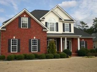 1048 Eagles Brooke Dr, Locust Grove, GA 30248