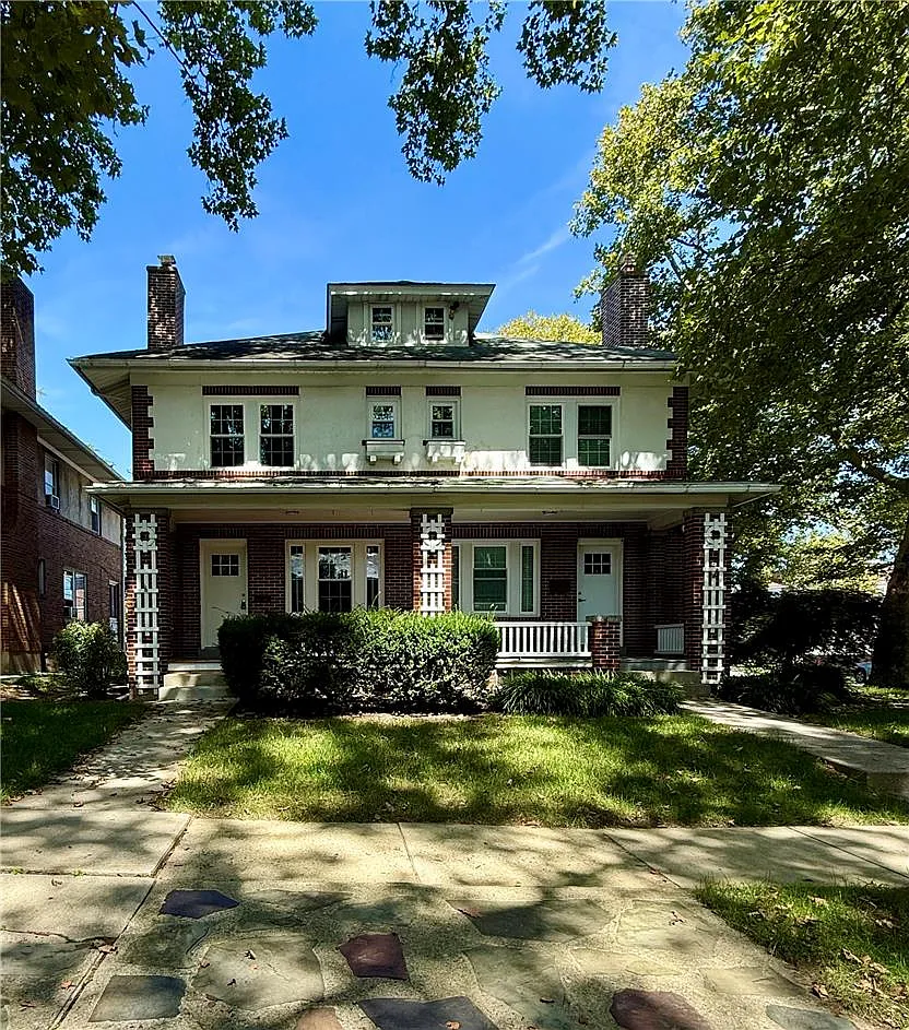 3 bed, 1.5 bath, 1668 sqft, $2,800 — Photo 2
