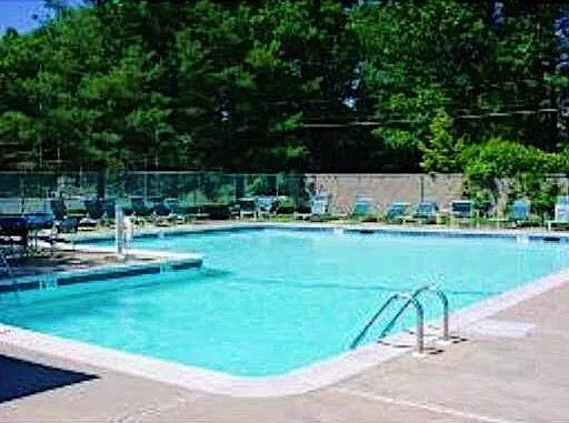 pool in walking distance
