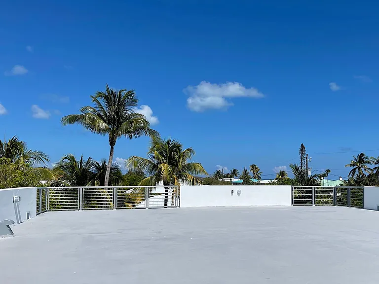 Roof Deck w/Ocean Views