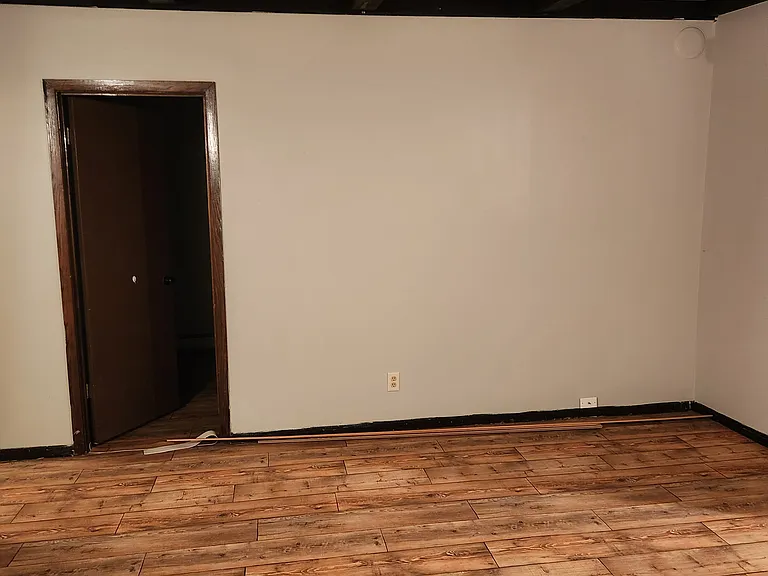 34 Front Ave #1 — Photo 5