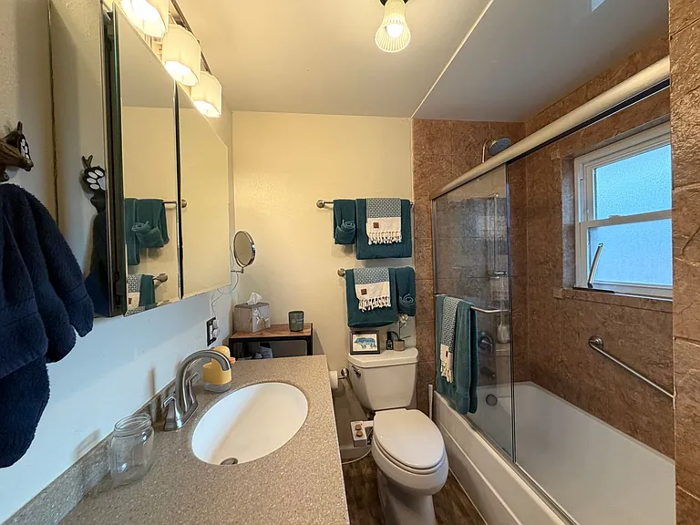 9080 Cypress Dr — Photo 10
